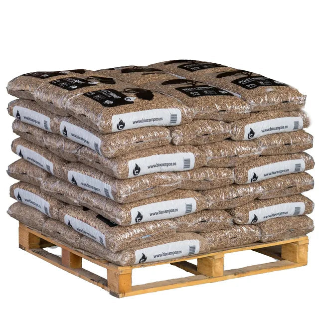 Palet de pellets Piñónero en sacos de 15 kg para calefacción